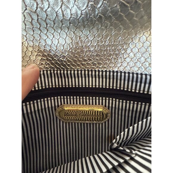Metallic Gold Snakeskin Pattern Envelope Clutch With Magnetic Snap Closure & Int - Picture 8 of 9